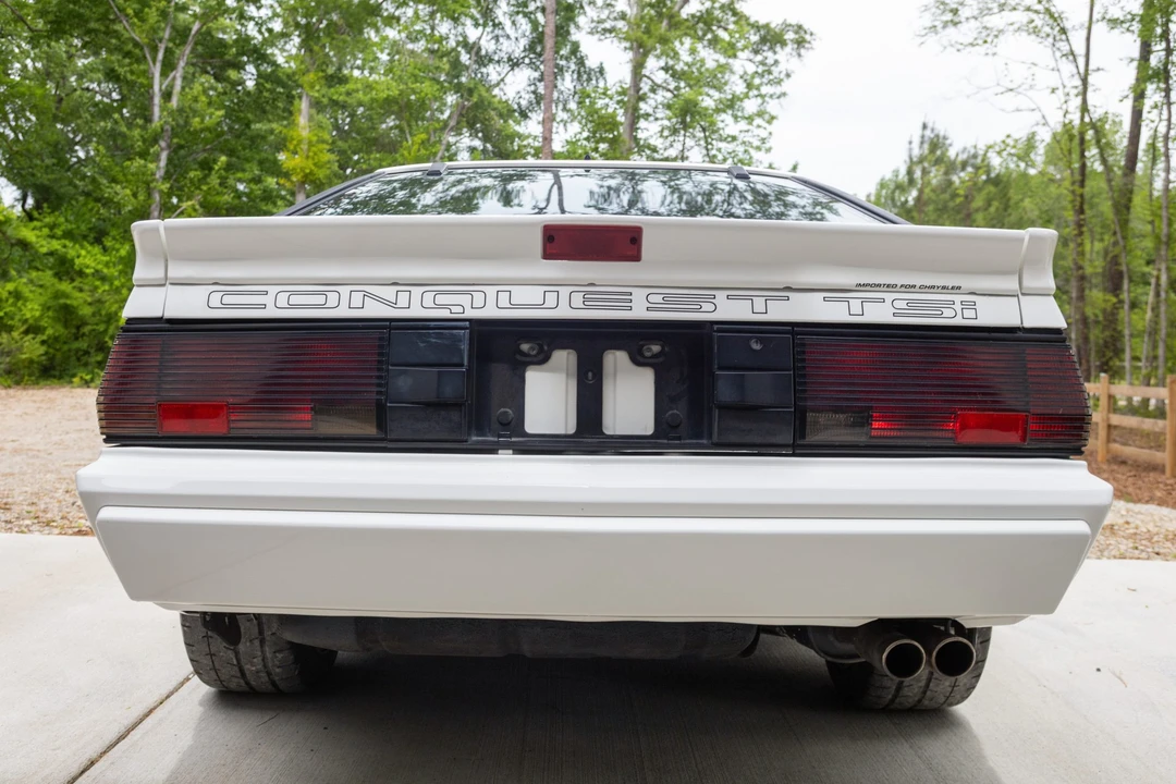 1989 Chrysler Conquest - Image 5 of 31