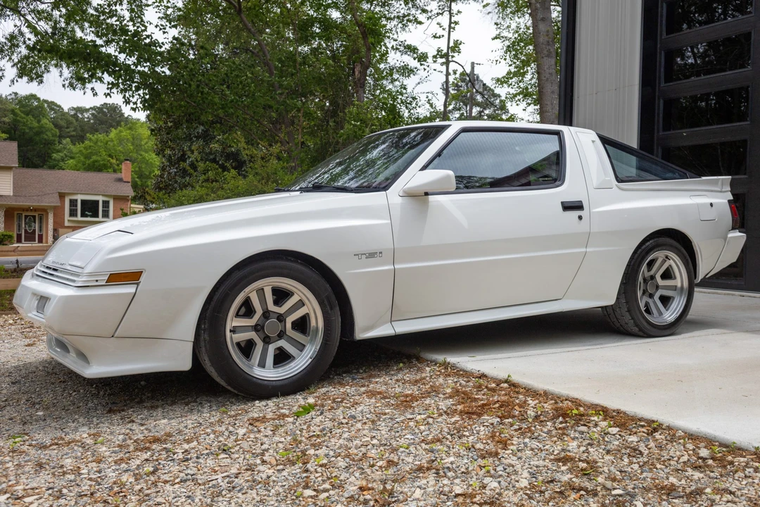 1989 Chrysler Conquest - Image 8 of 31