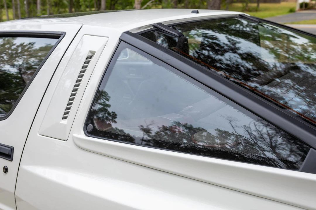 1989 Chrysler Conquest - Image 26 of 31