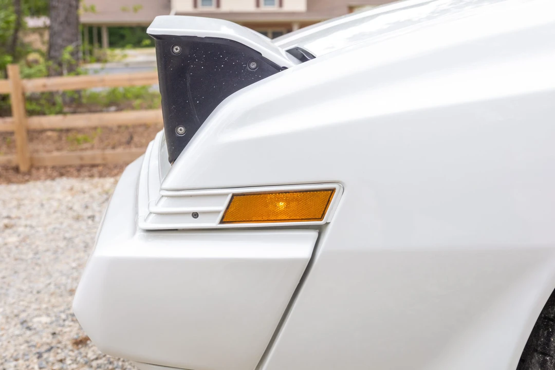 1989 Chrysler Conquest - Image 16 of 31
