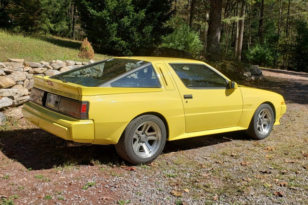1989 Chrysler Conquest - Image 6 of 31