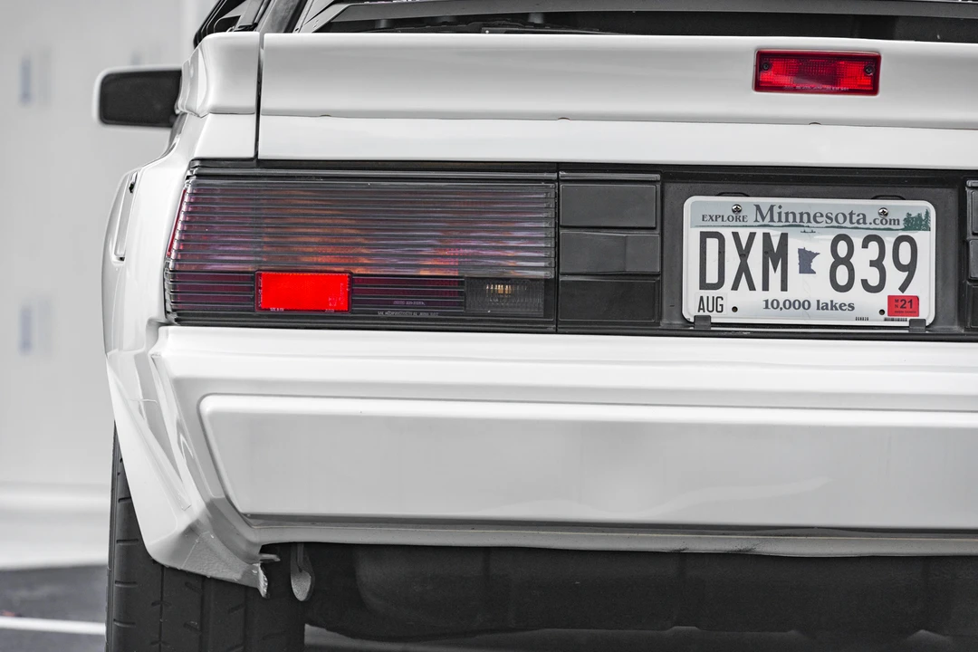 1989 Chrysler Conquest - Image 21 of 31