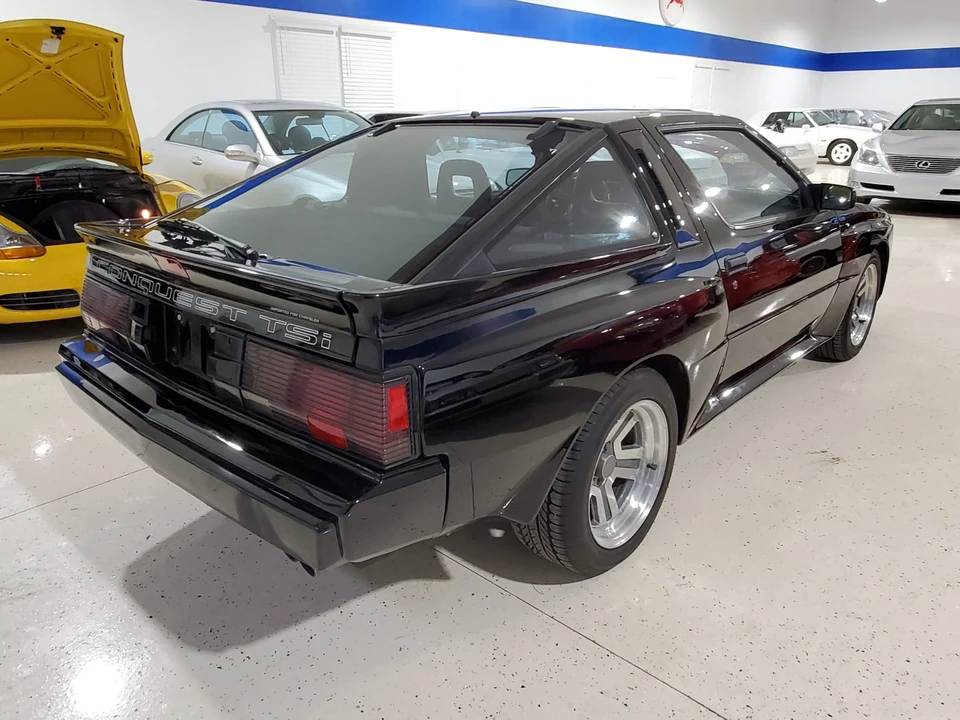 1989 Chrysler Conquest - Image 15 of 31