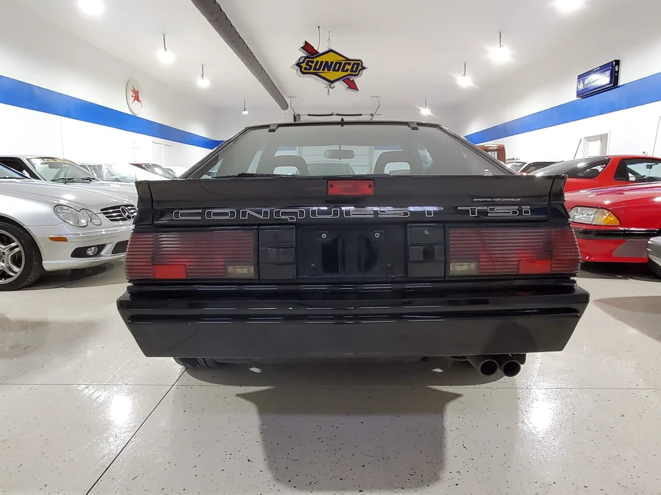 1989 Chrysler Conquest - Image 14 of 31