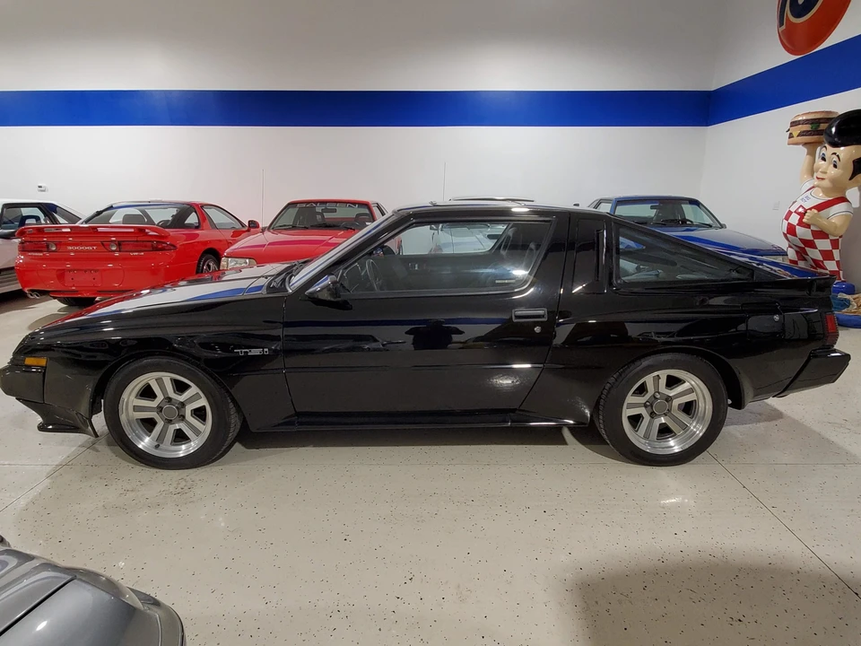 1989 Chrysler Conquest - Image 8 of 31