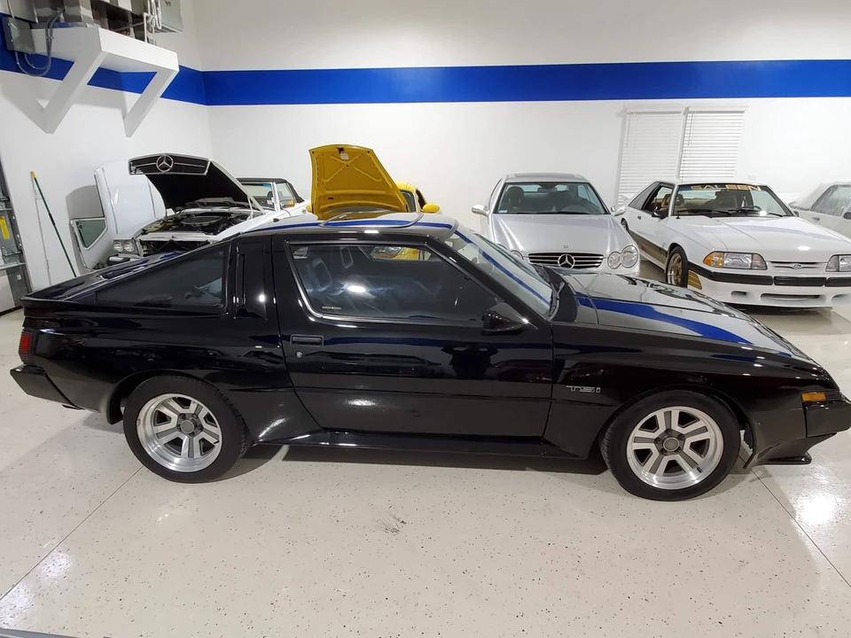 1989 Chrysler Conquest - Image 18 of 31