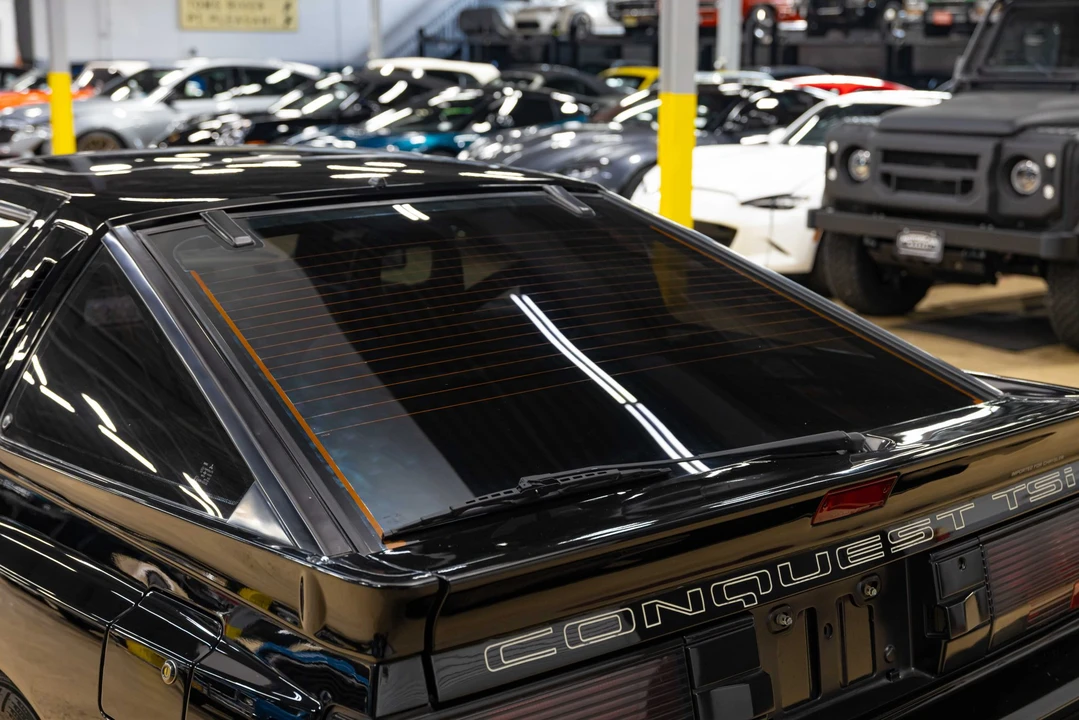 1989 Chrysler Conquest - Image 26 of 31