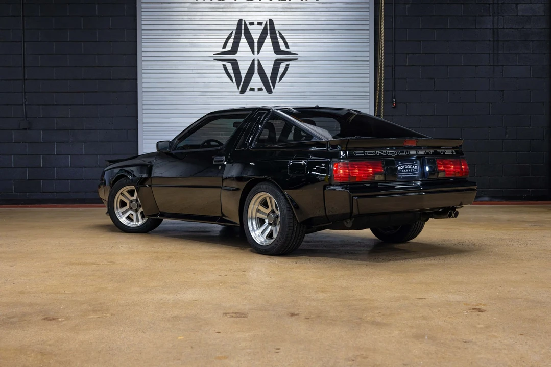 1989 Chrysler Conquest - Image 7 of 31
