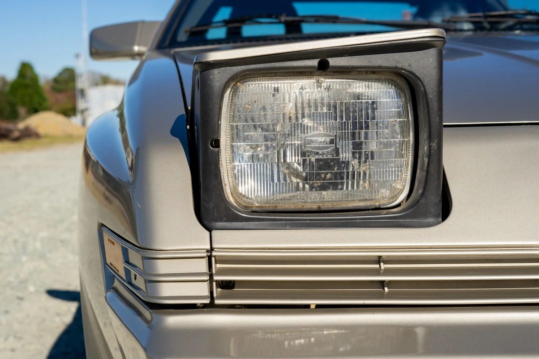 1989 Chrysler Conquest - Image 18 of 31