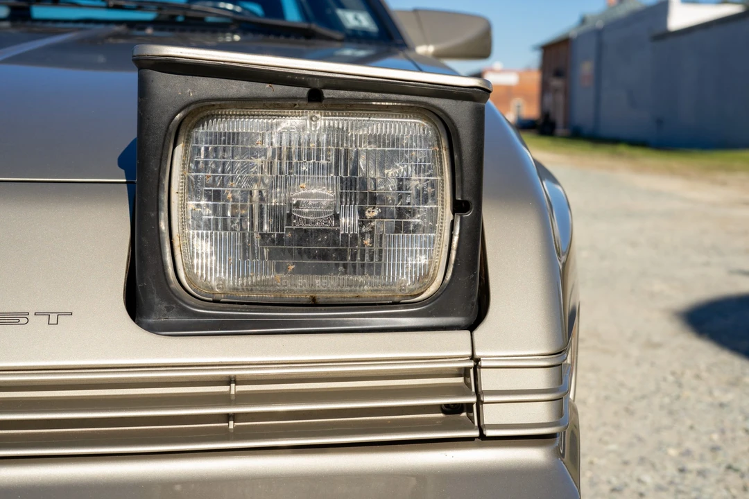 1989 Chrysler Conquest - Image 19 of 31