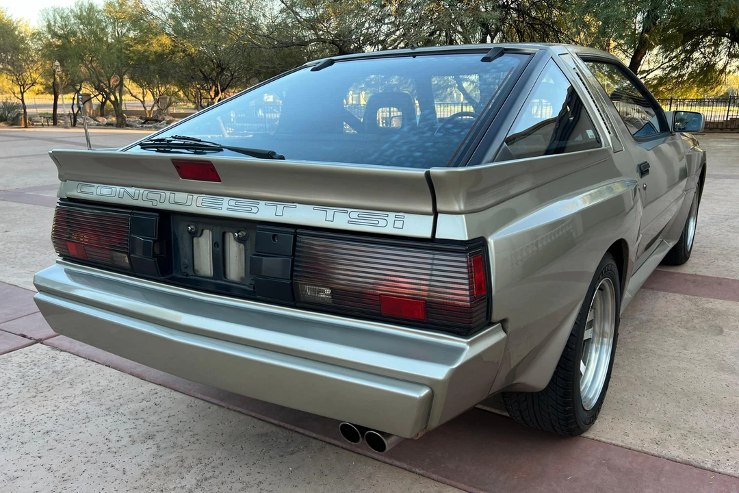1989 Chrysler Conquest - Image 5 of 31