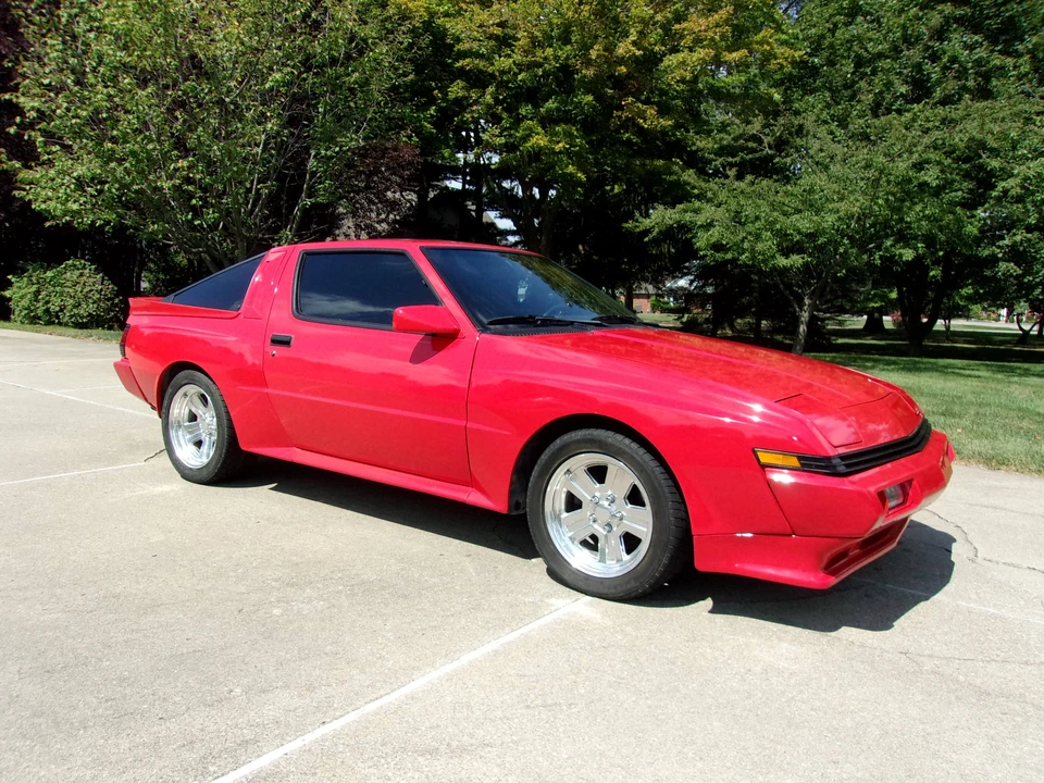 1989 Chrysler Conquest - Image 11 of 31