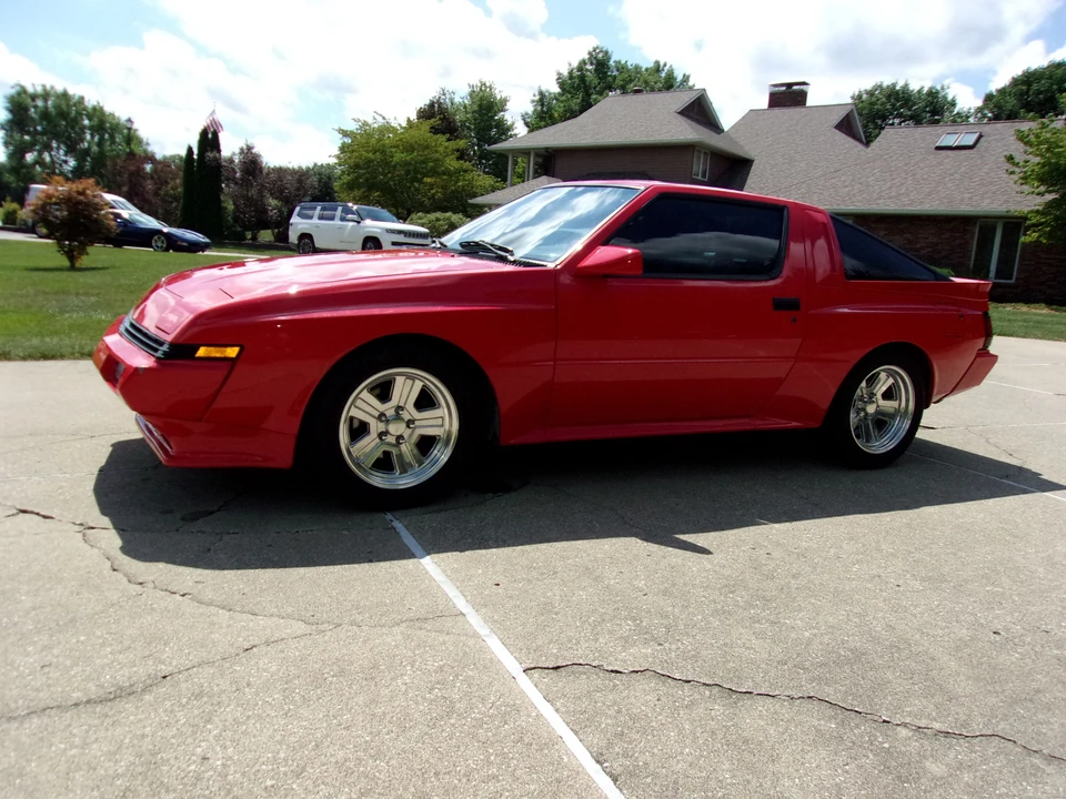1989 Chrysler Conquest - Image 22 of 31