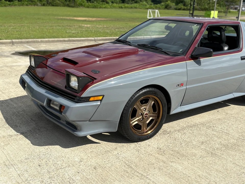 1989 Chrysler Conquest - Image 16 of 31