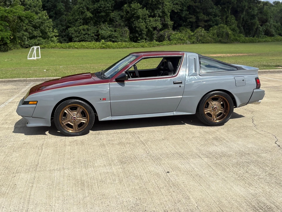 1989 Chrysler Conquest - Image 9 of 31