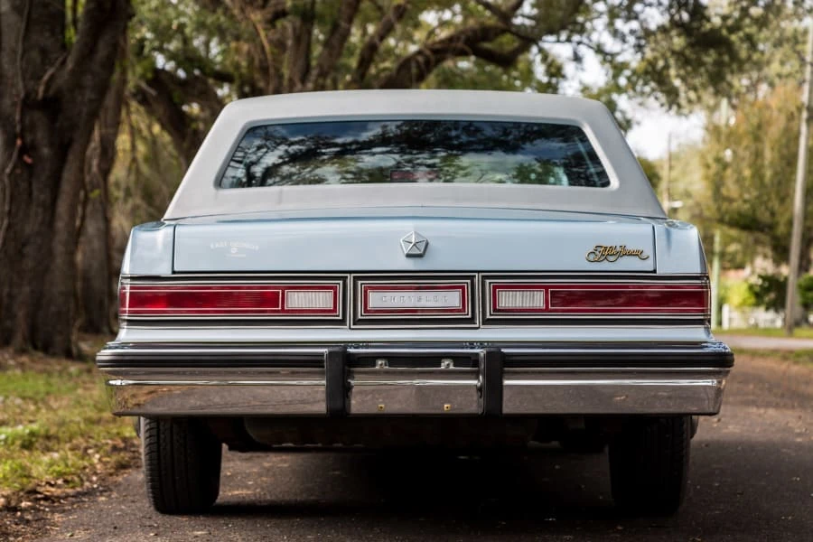 1989 Chrysler New Yorker - Image 11 of 12
