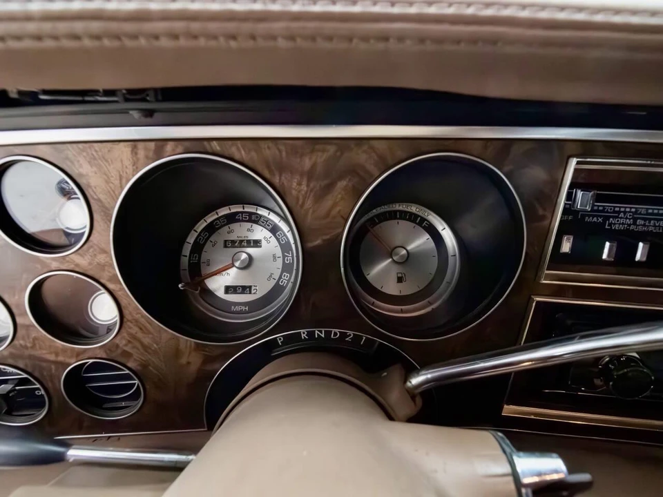 1989 Chrysler New Yorker - Image 28 of 31