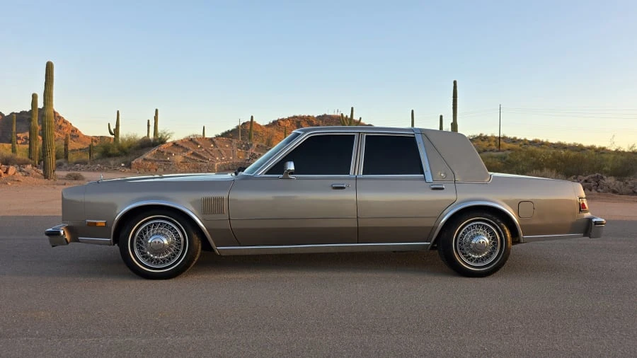 1989 Chrysler New Yorker - Image 6 of 26