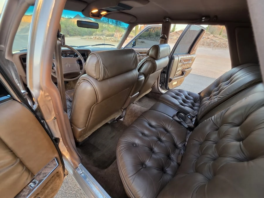1989 Chrysler New Yorker - Image 16 of 26