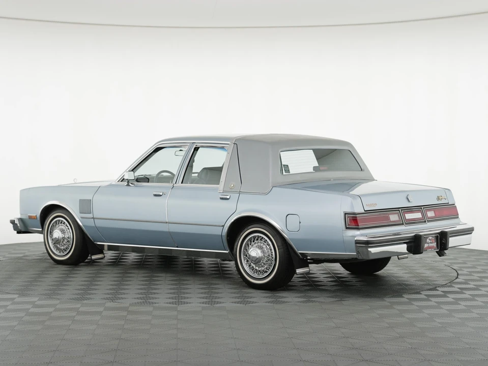 1989 Chrysler New Yorker - Image 5 of 31