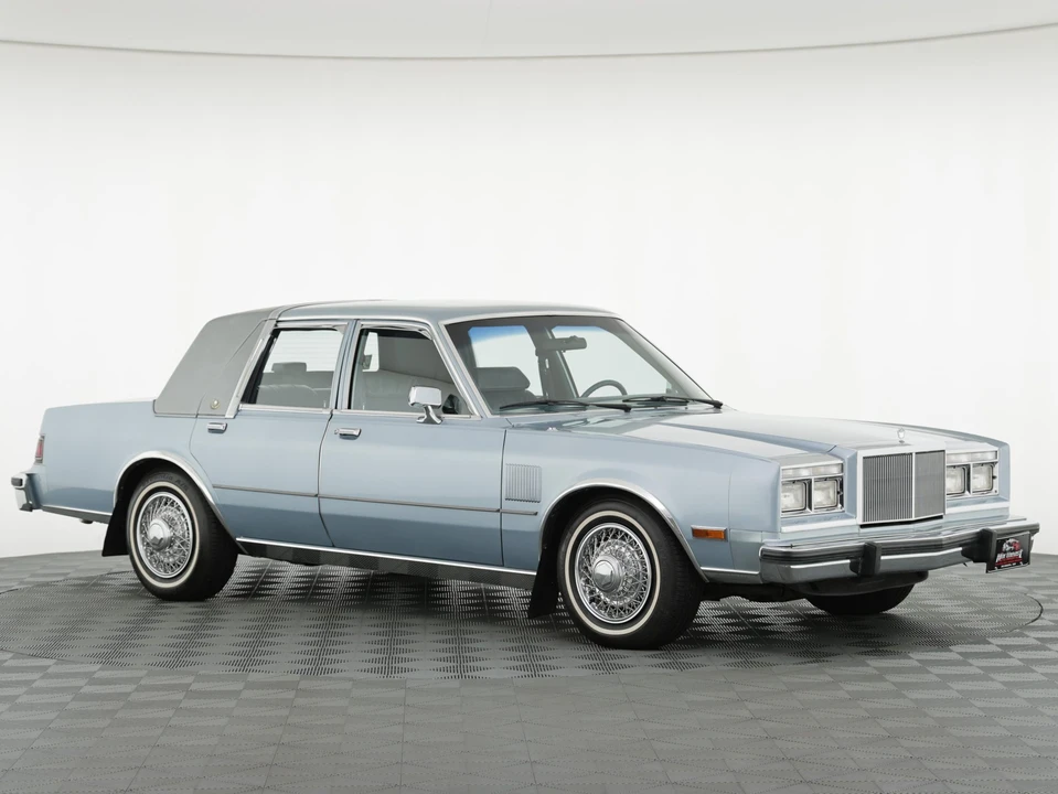 1989 Chrysler New Yorker - Image 10 of 31