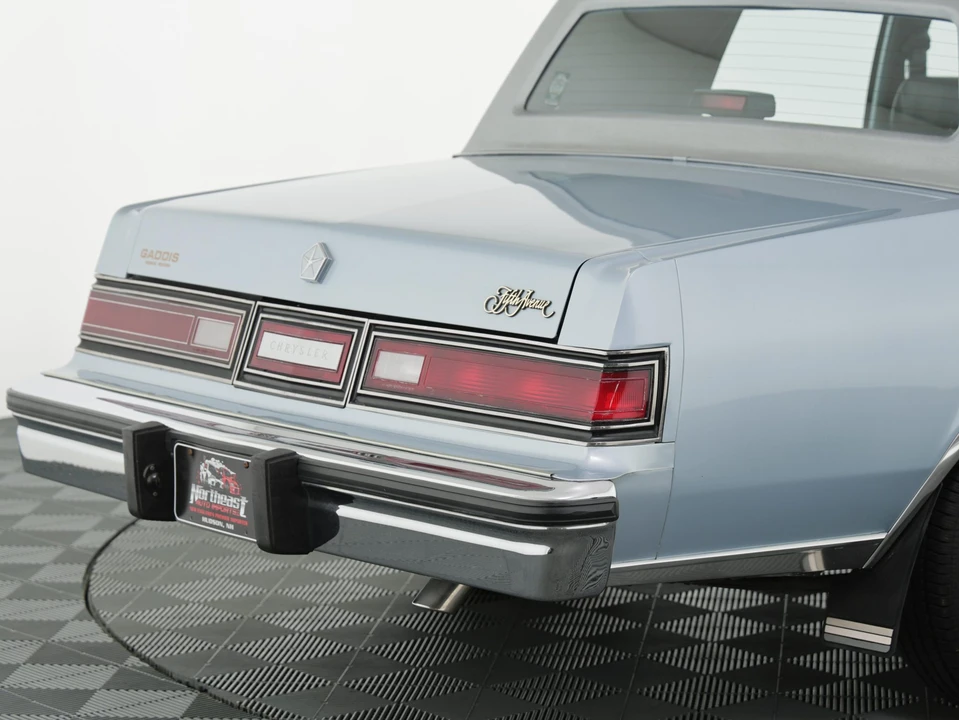 1989 Chrysler New Yorker - Image 22 of 31