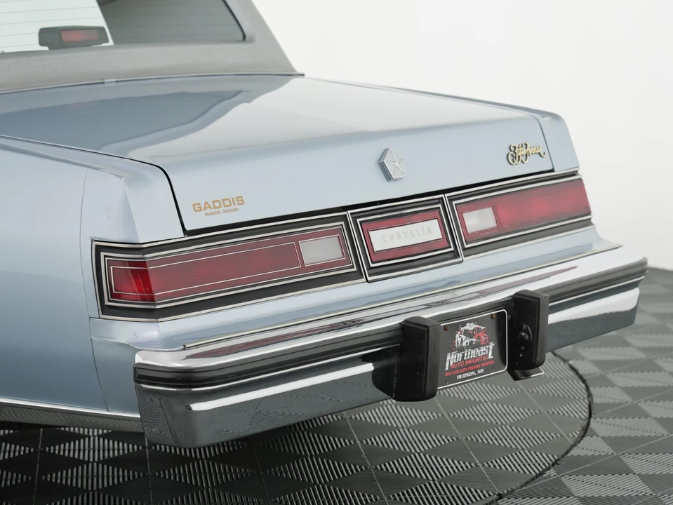 1989 Chrysler New Yorker - Image 21 of 31