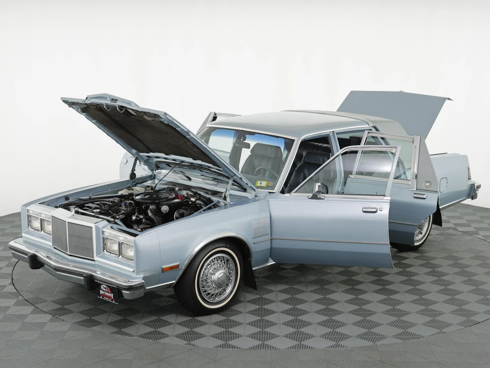 1989 Chrysler New Yorker - Image 13 of 31