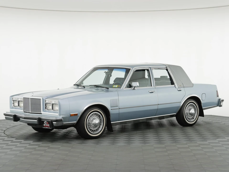 1989 Chrysler New Yorker - Image 3 of 31