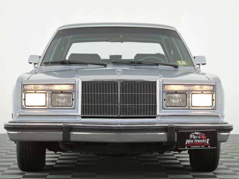 1989 Chrysler New Yorker - Image 12 of 31