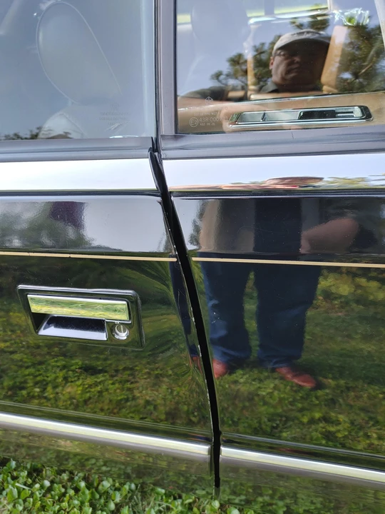 1989 Chrysler LeBaron - Image 25 of 31