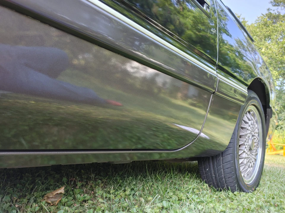 1989 Chrysler LeBaron - Image 27 of 31