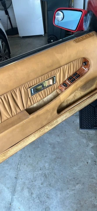 1989 Chrysler TC by Maserati - Image 4 of 12