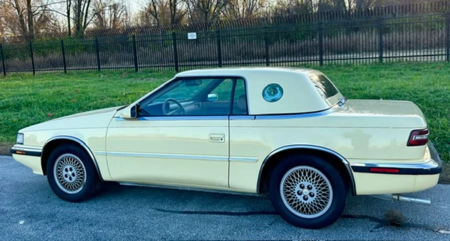 1989 Chrysler TC by Maserati - Image 7 of 20