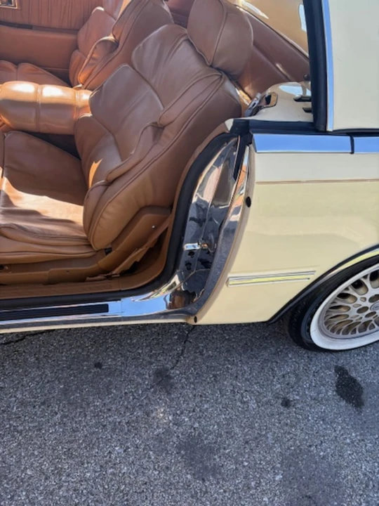 1989 Chrysler TC by Maserati - Image 16 of 22
