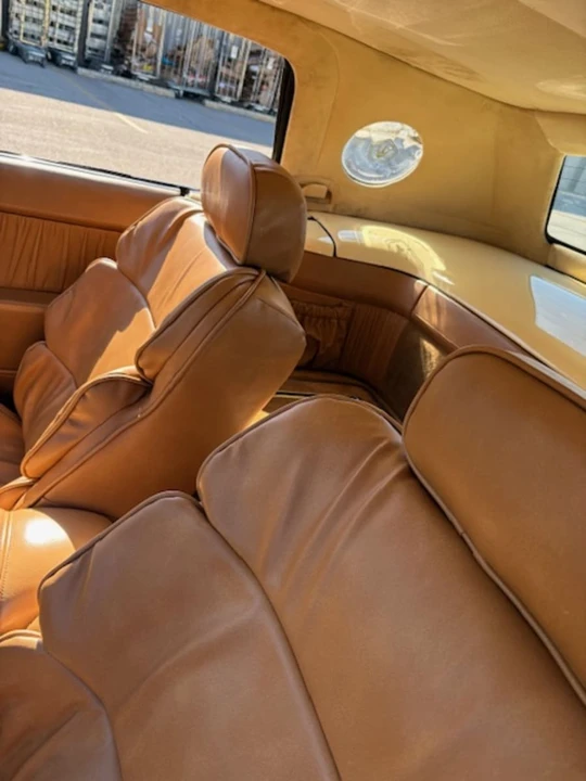 1989 Chrysler TC by Maserati - Image 17 of 22