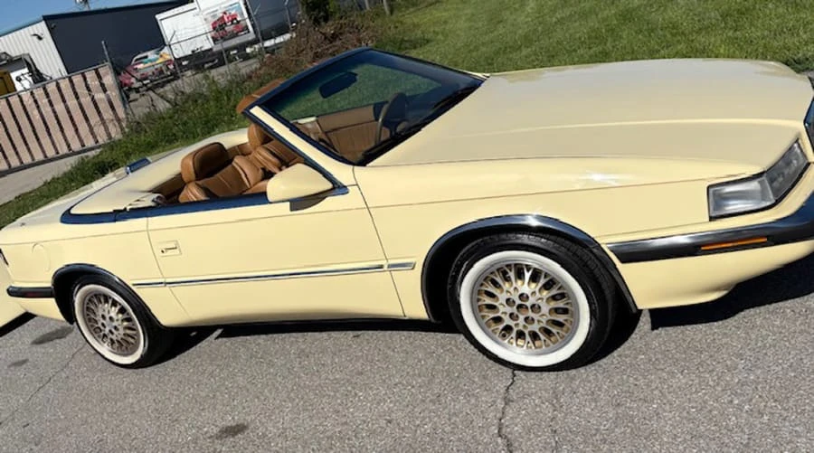 1989 Chrysler TC by Maserati - Image 7 of 22