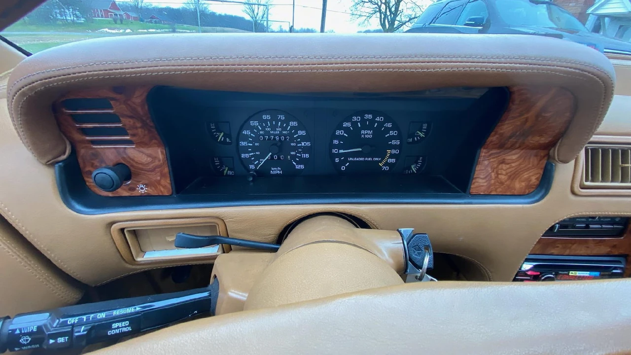 1989 Chrysler TC by Maserati - Image 4 of 12