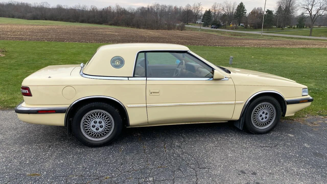 1989 Chrysler TC by Maserati - Image 12 of 12