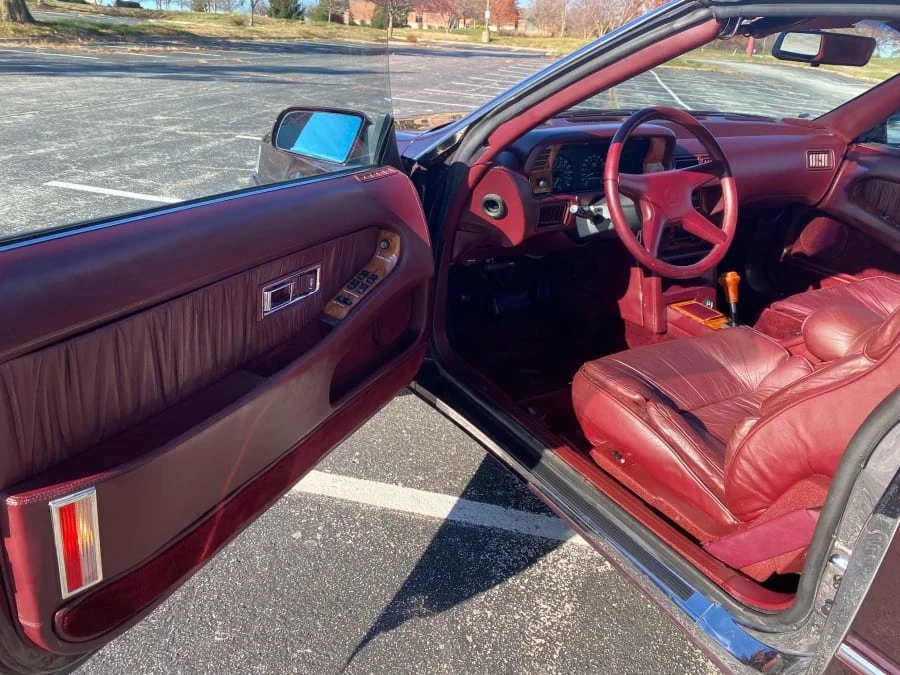 1989 Chrysler TC by Maserati - Image 11 of 23