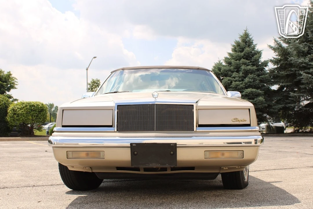 1989 Chrysler New Yorker - Image 7 of 12