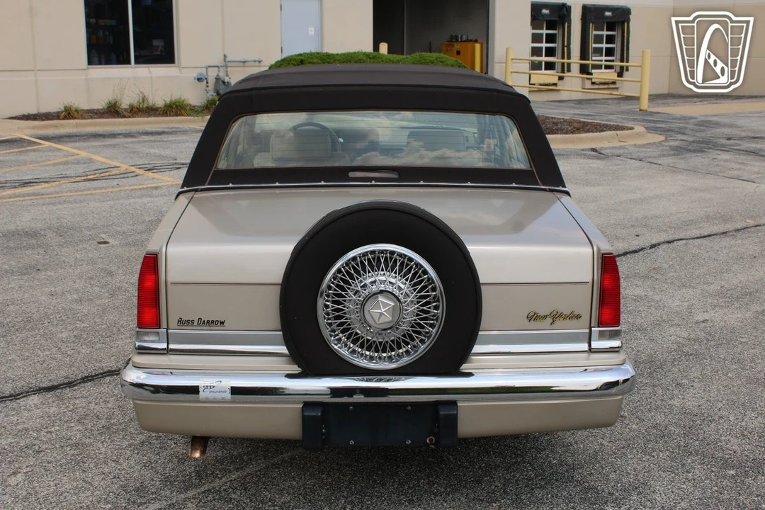 1989 Chrysler New Yorker - Image 8 of 12