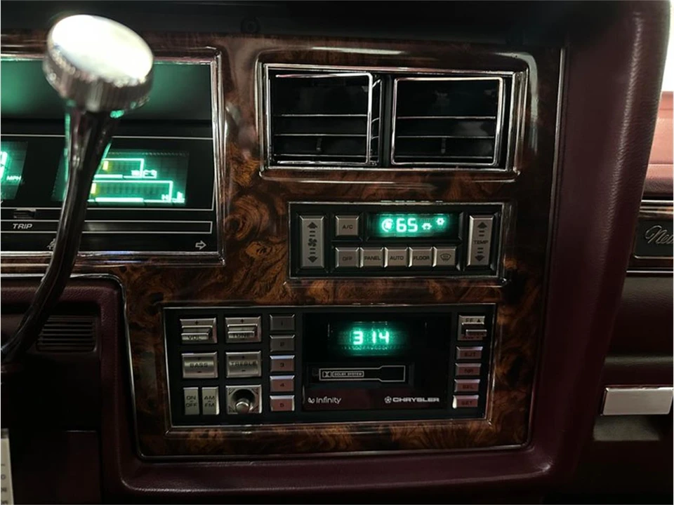 1989 Chrysler New Yorker - Image 23 of 31