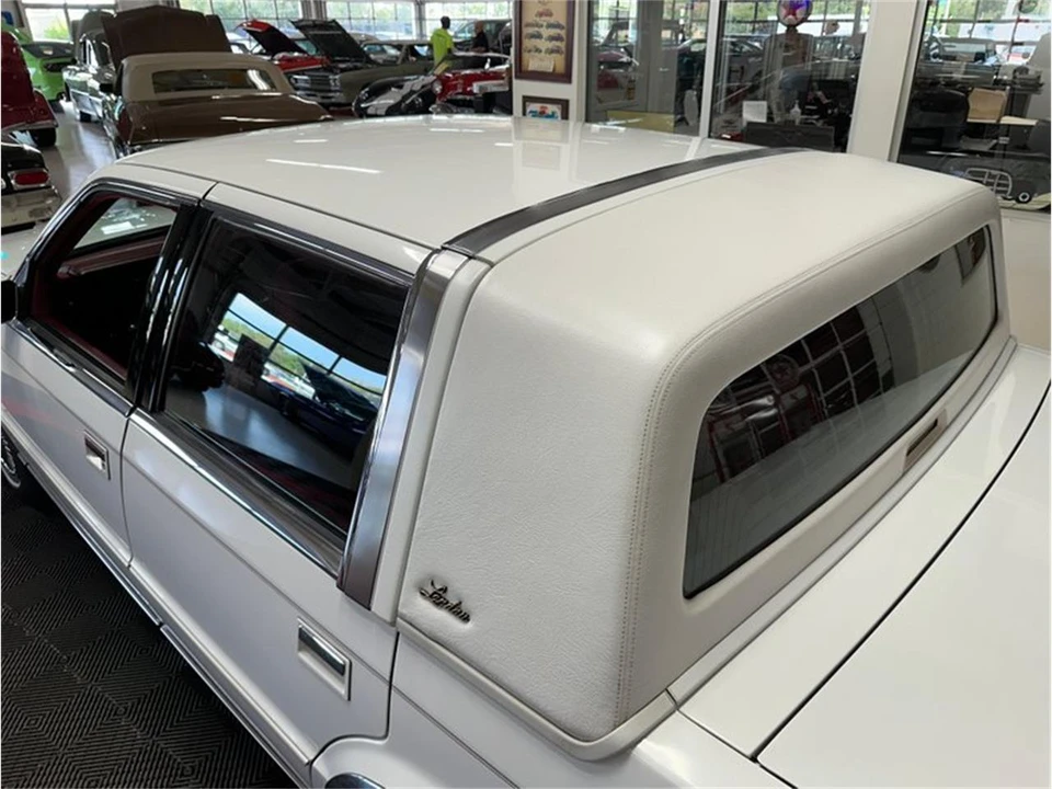 1989 Chrysler New Yorker - Image 30 of 31