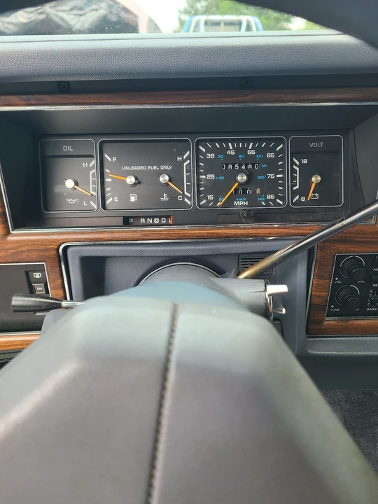 1989 Chrysler New Yorker - Image 9 of 10