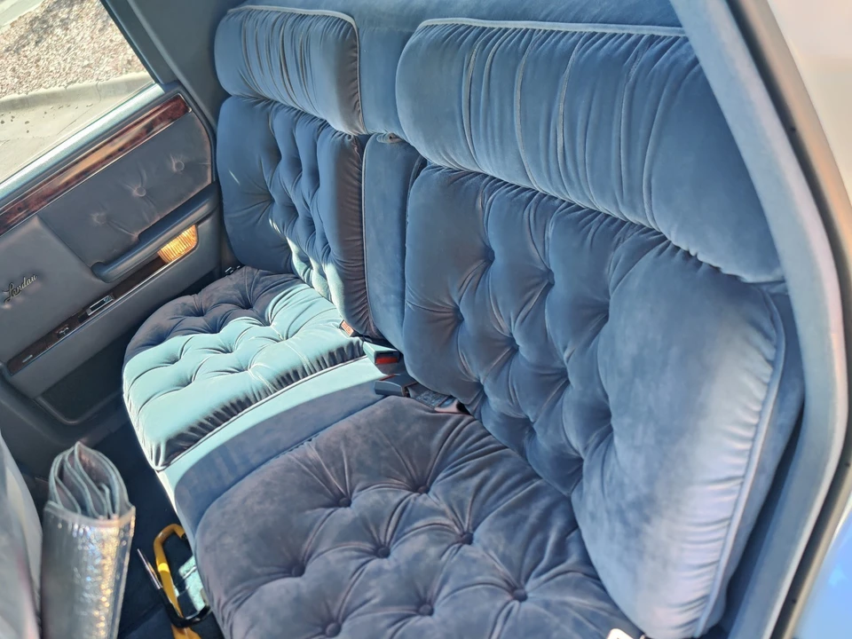 1989 Chrysler New Yorker - Image 9 of 30