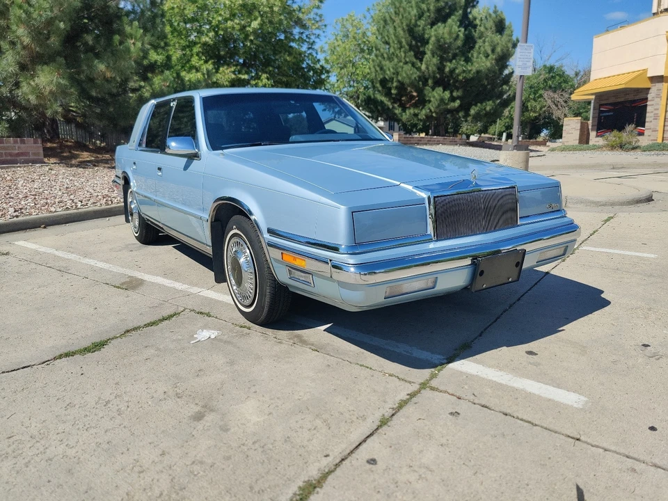 1989 Chrysler New Yorker - Image 11 of 30
