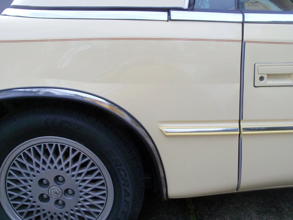 1989 Chrysler TC by Maserati - Image 16 of 31