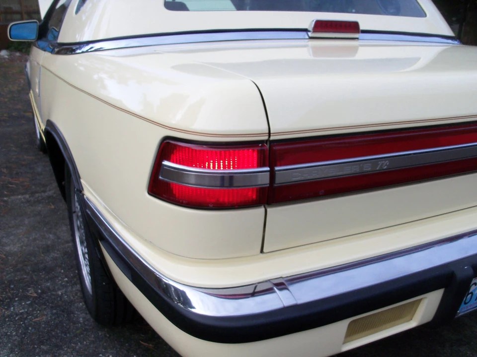 1989 Chrysler TC by Maserati - Image 13 of 31