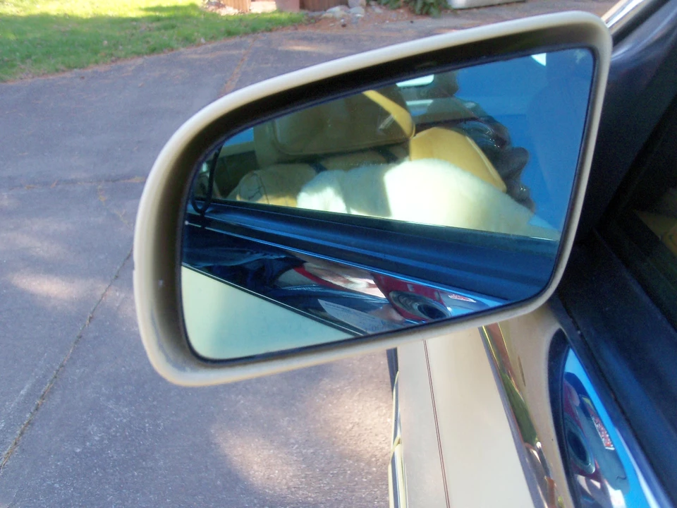 1989 Chrysler TC by Maserati - Image 21 of 31